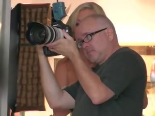 Pornstar Kayden Kross On The Set Of Photo Discharge Stripping