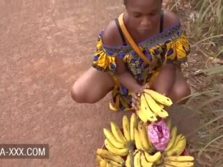 Black banana seller young woman seduced for a glorious adult film