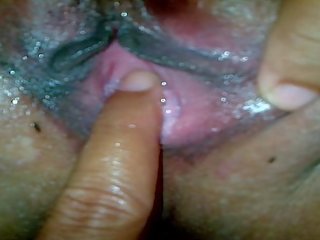 Indonesian sensational Mami big ass and wet pussy stabbed four fingers and fuck hard and